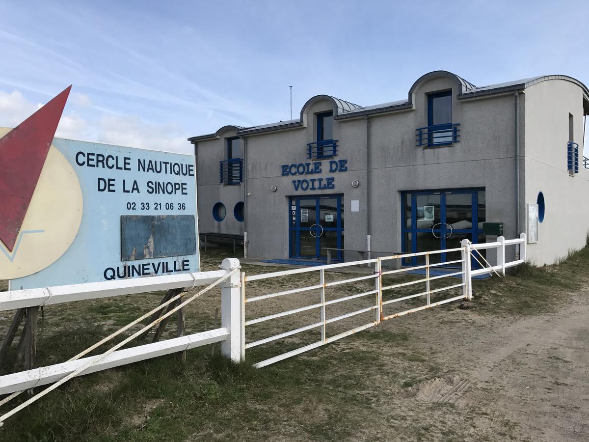Hotel De La Plage Quinéville Eksteriør bilde